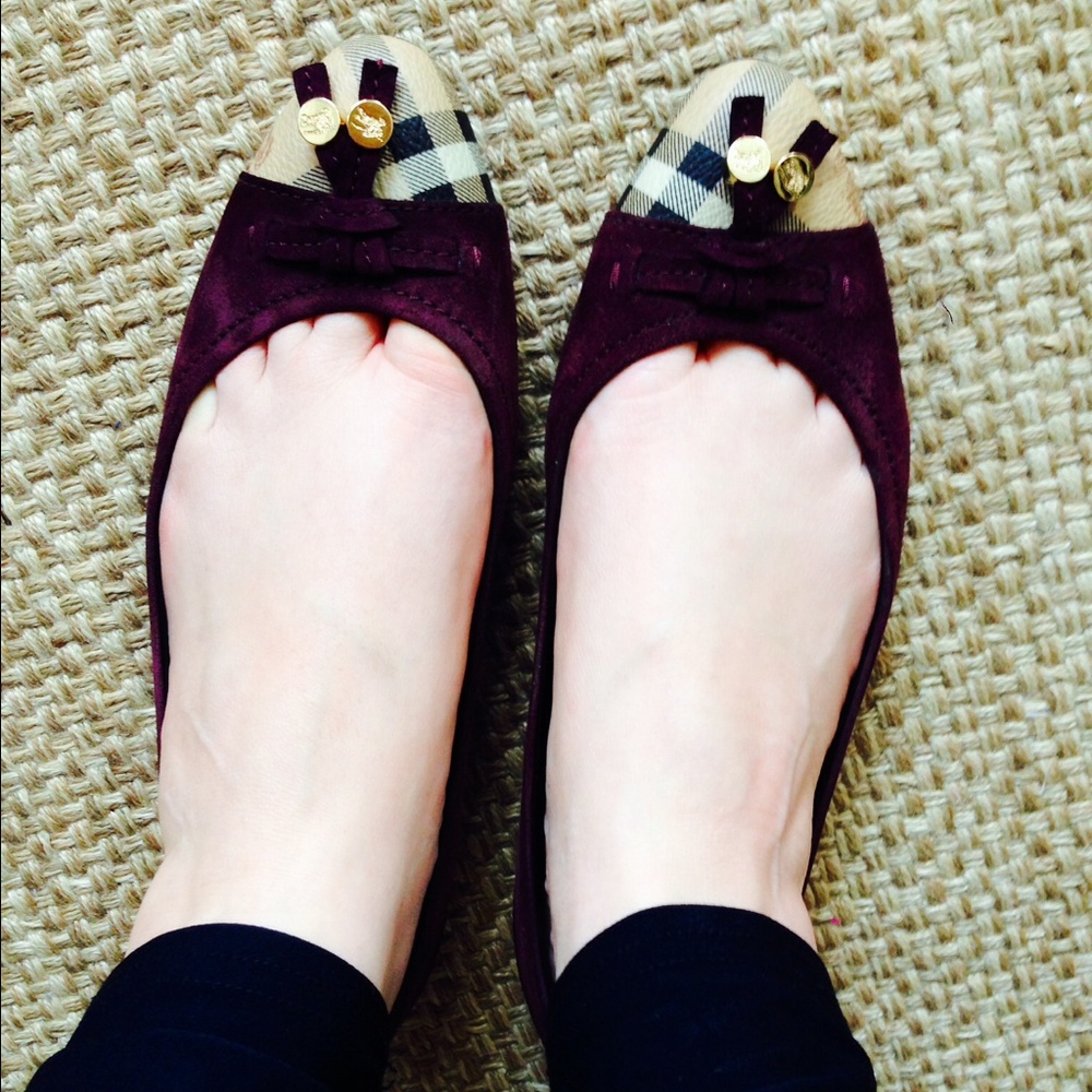 ⚡️FINAL SALE⚡️RARE COLOR Authentic BURBERRY flats